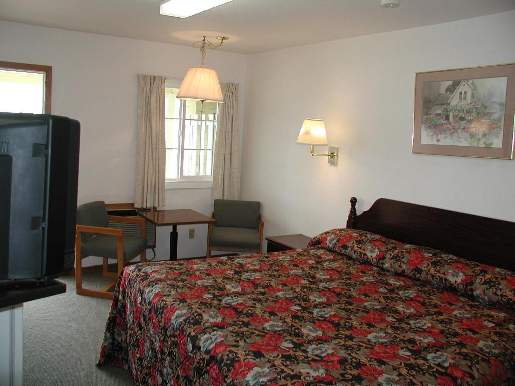 Valley Inn - Lebanon Oregon Habitación foto